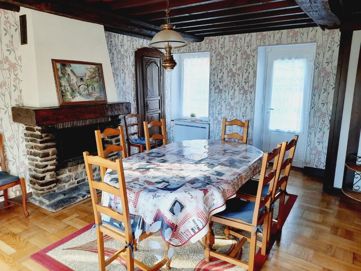 Gites De La Petite Suisse Клеси Экстерьер фото